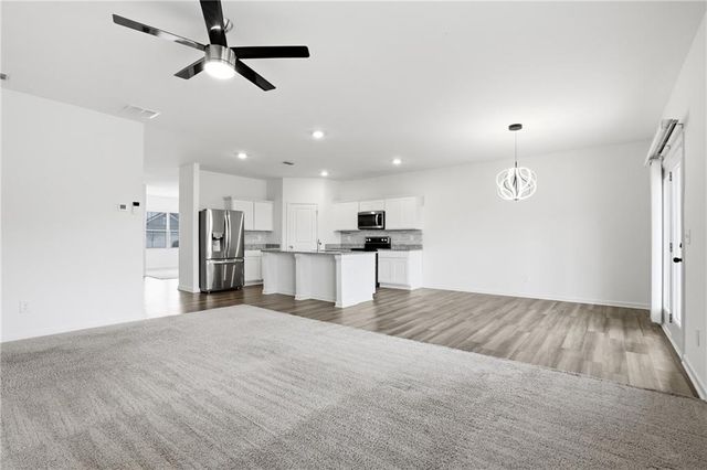 395 Knightsbridge Lane, Winder, GA 30680