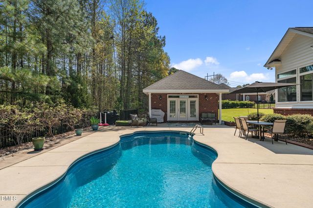 104 Westchase Run, Sanford, NC 27330