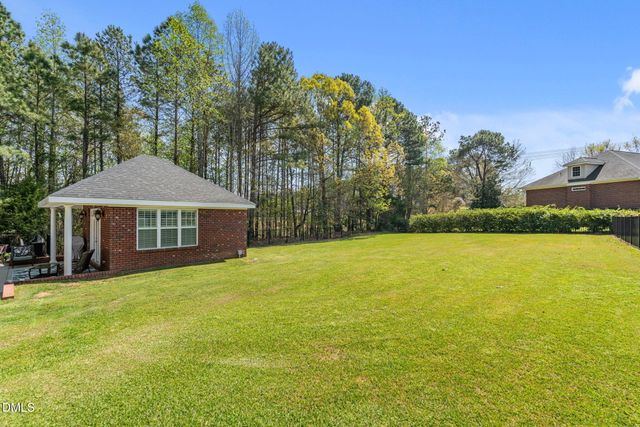 104 Westchase Run, Sanford, NC 27330