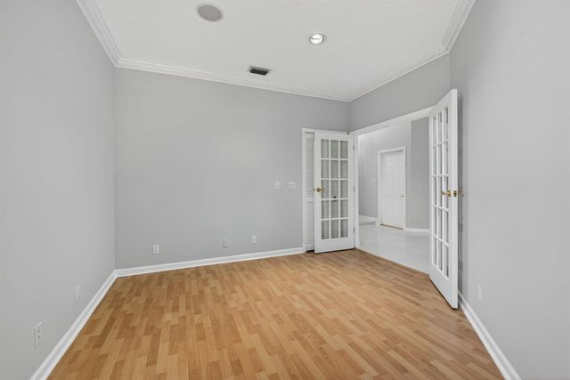 1052 W Shore Drive, West Palm Beach, FL 33406