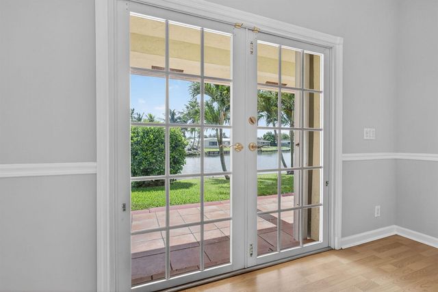 1052 W Shore Drive, West Palm Beach, FL 33406