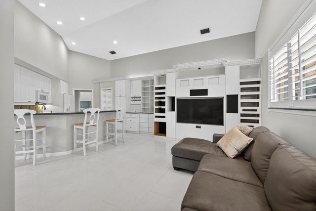 1052 W Shore Drive, West Palm Beach, FL 33406
