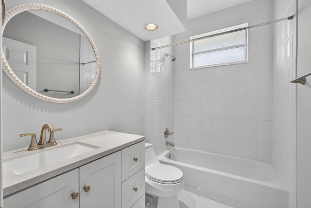 1052 W Shore Drive, West Palm Beach, FL 33406