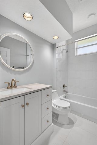 1052 W Shore Drive, West Palm Beach, FL 33406