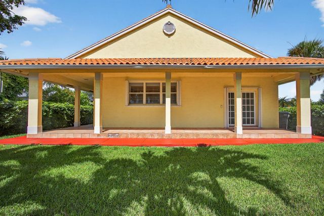 1052 W Shore Drive, West Palm Beach, FL 33406