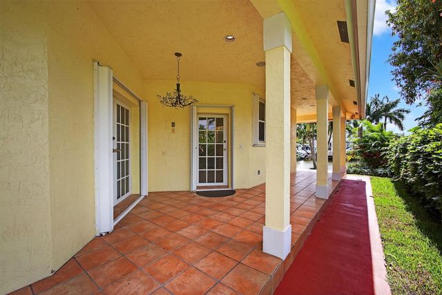 1052 W Shore Drive, West Palm Beach, FL 33406