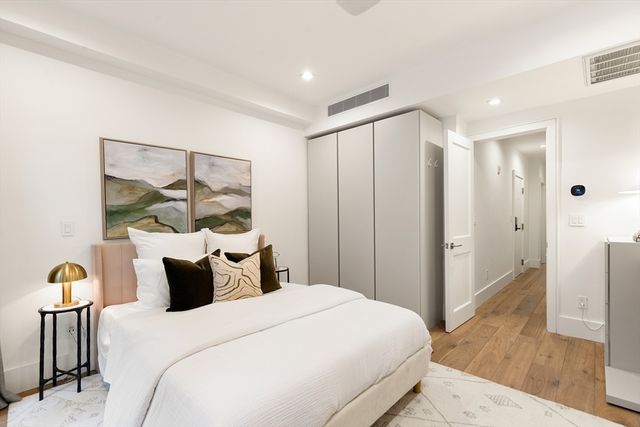 7 Marlborough Street 1, Boston, MA 02116