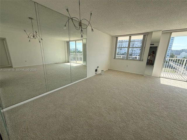 2851 NE 183rd St 504E, Aventura, FL 33160