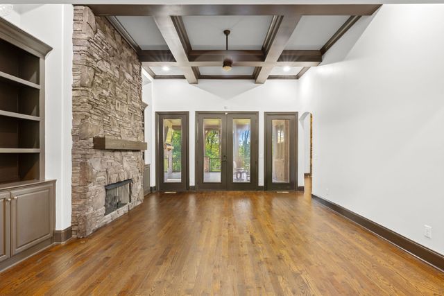 2713 Deer Haven Ct, Franklin, TN 37067