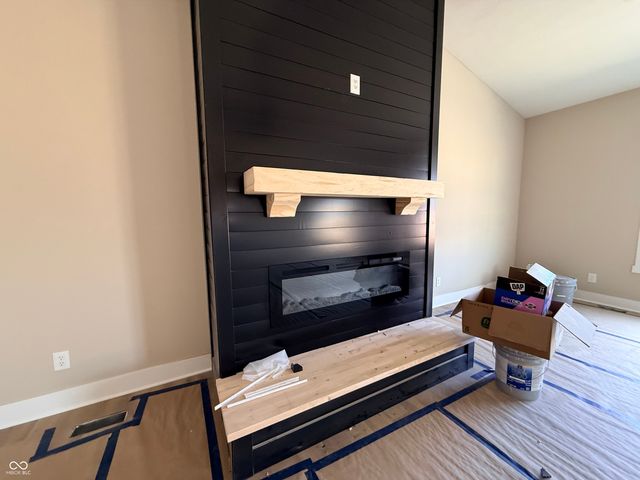 6 Pine Hills Court, Crawfordsville, IN 47933