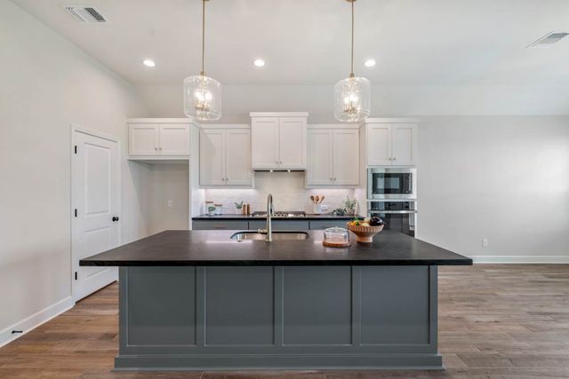 4103 Pennie Way, Bryan, TX 77802