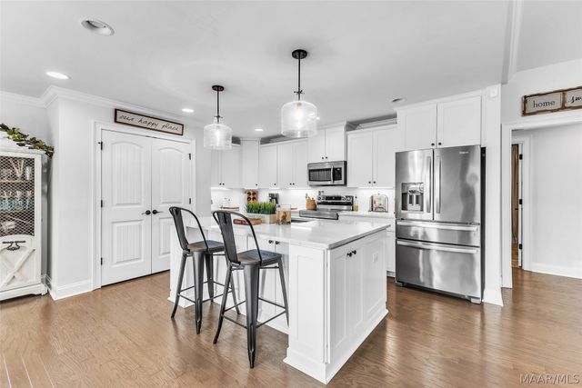 215 Midland Drive, Wetumpka, AL 36093