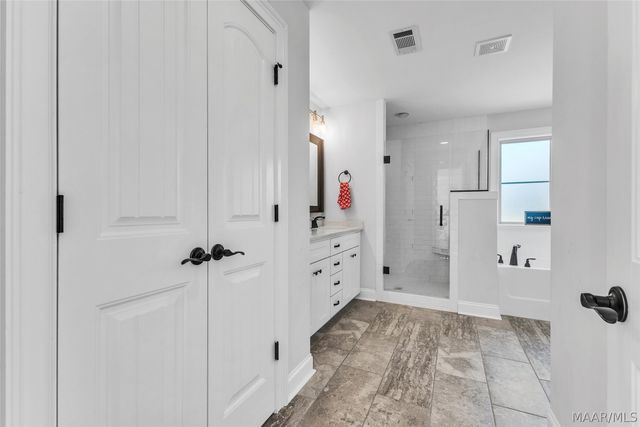 215 Midland Drive, Wetumpka, AL 36093