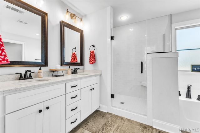 215 Midland Drive, Wetumpka, AL 36093