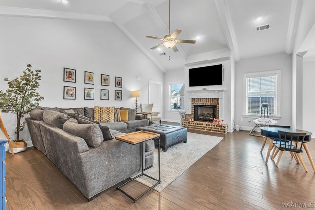 215 Midland Drive, Wetumpka, AL 36093