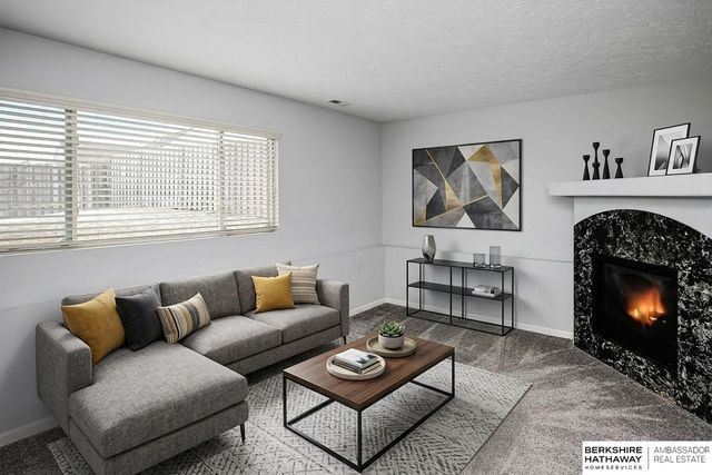 5311 S 195th Street, Omaha, NE 68135