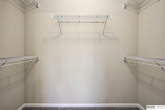 5311 S 195th Street, Omaha, NE 68135