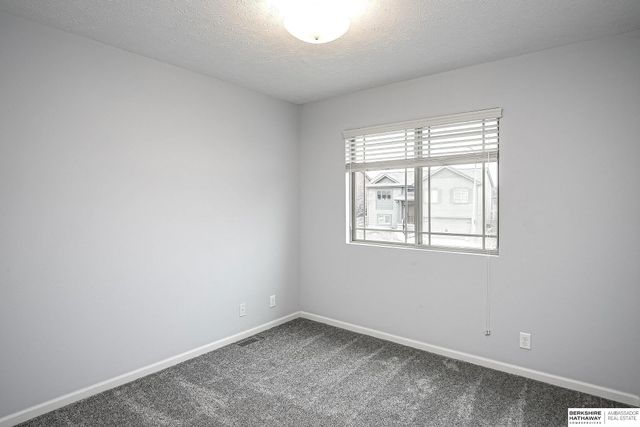 5311 S 195th Street, Omaha, NE 68135