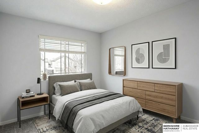 5311 S 195th Street, Omaha, NE 68135