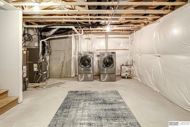 5311 S 195th Street, Omaha, NE 68135