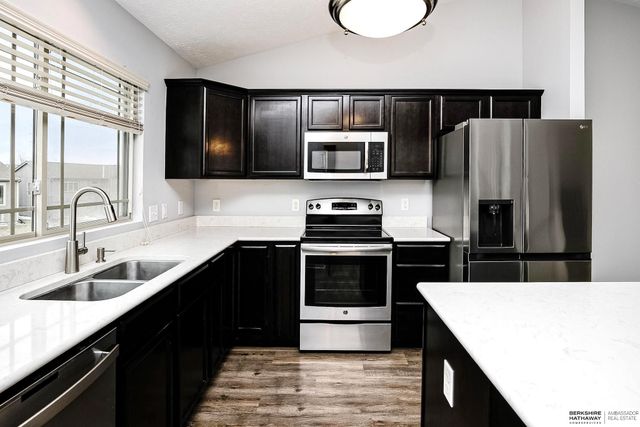 5311 S 195th Street, Omaha, NE 68135