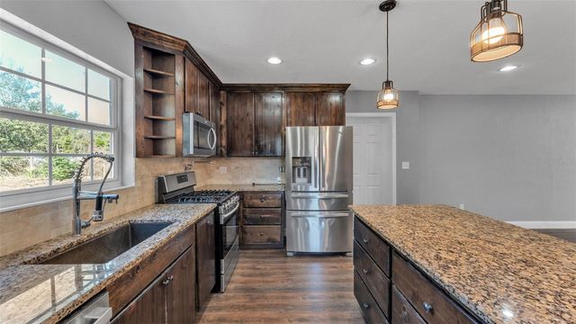 508 N SAINT CLOUD AVENUE, Valrico, FL 33594