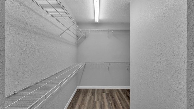 508 N SAINT CLOUD AVENUE, Valrico, FL 33594