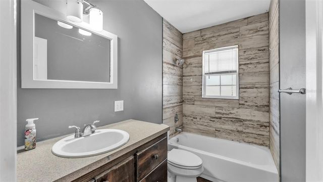 508 N SAINT CLOUD AVENUE, Valrico, FL 33594