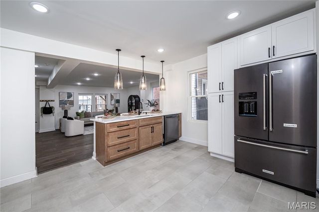 6815 Wise Avenue, St Louis, MO 63139