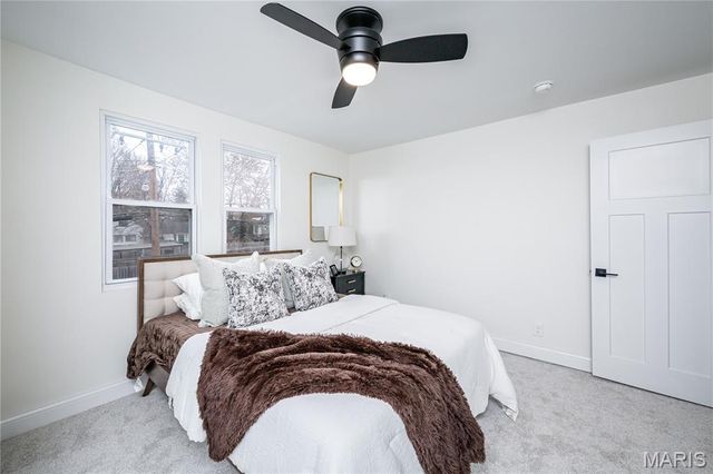 6815 Wise Avenue, St Louis, MO 63139