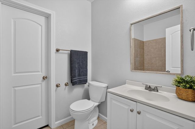 906 N Catherine Street, Terrell, TX 75160
