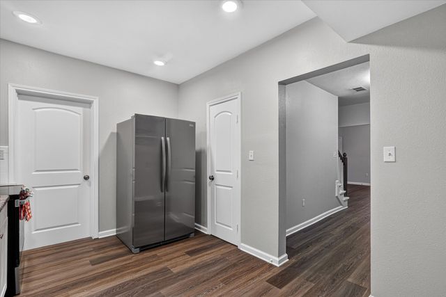 906 N Catherine Street, Terrell, TX 75160