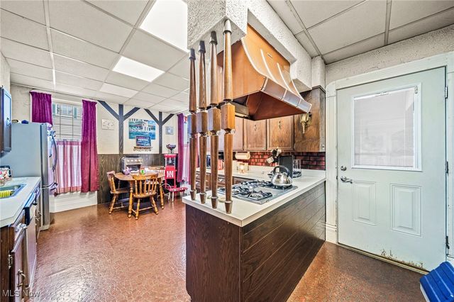 165 S Eagle Street, Geneva, OH 44041