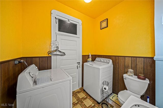 165 S Eagle Street, Geneva, OH 44041