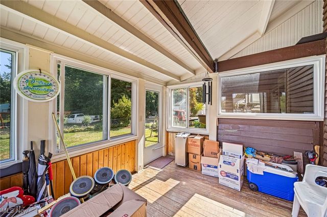 165 S Eagle Street, Geneva, OH 44041