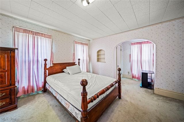 165 S Eagle Street, Geneva, OH 44041