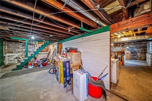 165 S Eagle Street, Geneva, OH 44041