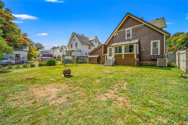 165 S Eagle Street, Geneva, OH 44041