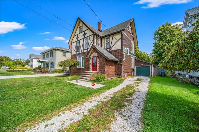 165 S Eagle Street, Geneva, OH 44041