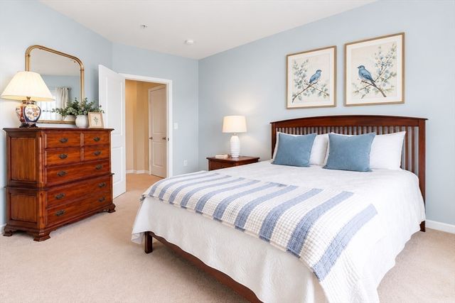 9 Morgan Dr 309, Natick, MA 01760