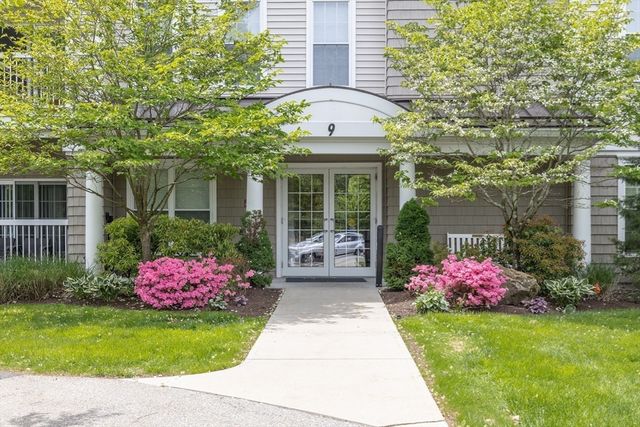 9 Morgan Dr 309, Natick, MA 01760