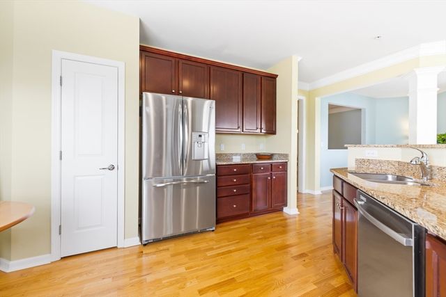 9 Morgan Dr 309, Natick, MA 01760