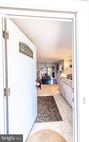 20 COTHERSTONE DR, Southampton, NJ 08088