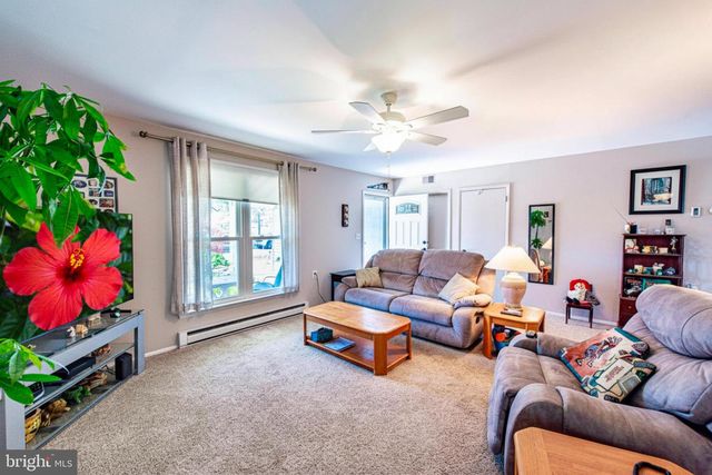 20 COTHERSTONE DR, Southampton, NJ 08088