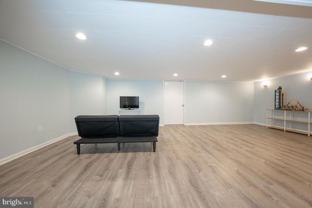 346 WINDING WAY, Merion Station, PA 19066