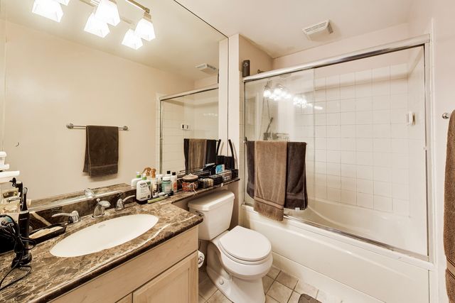 400 N CLINTON Street 507, Chicago, IL 60654