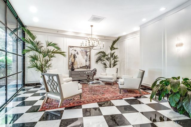 4215 Harding Pike Apt 303, Nashville, TN 37205