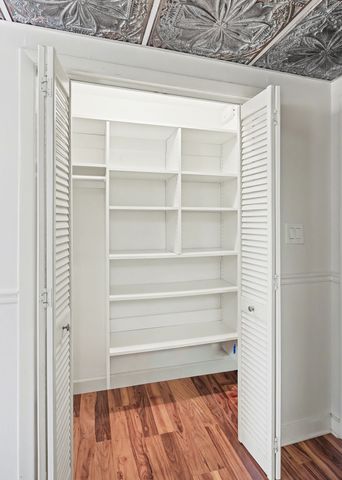 4215 Harding Pike Apt 303, Nashville, TN 37205