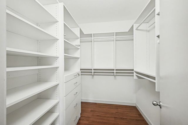 4215 Harding Pike Apt 303, Nashville, TN 37205