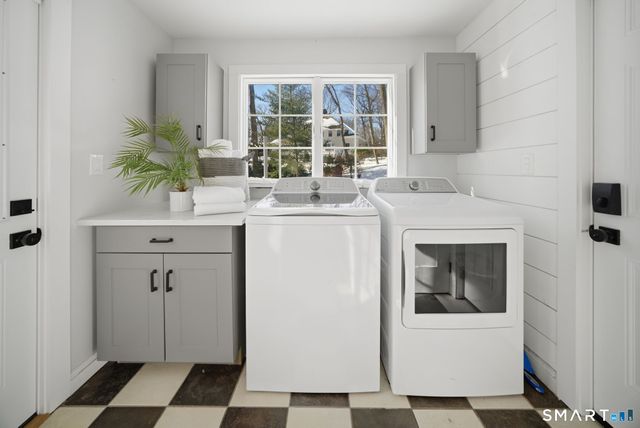 341 Crestwood Road, Fairfield, CT 06824